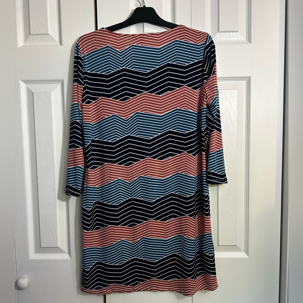 BCBGMaxAzria Shift Dress - Picture 3 of 3